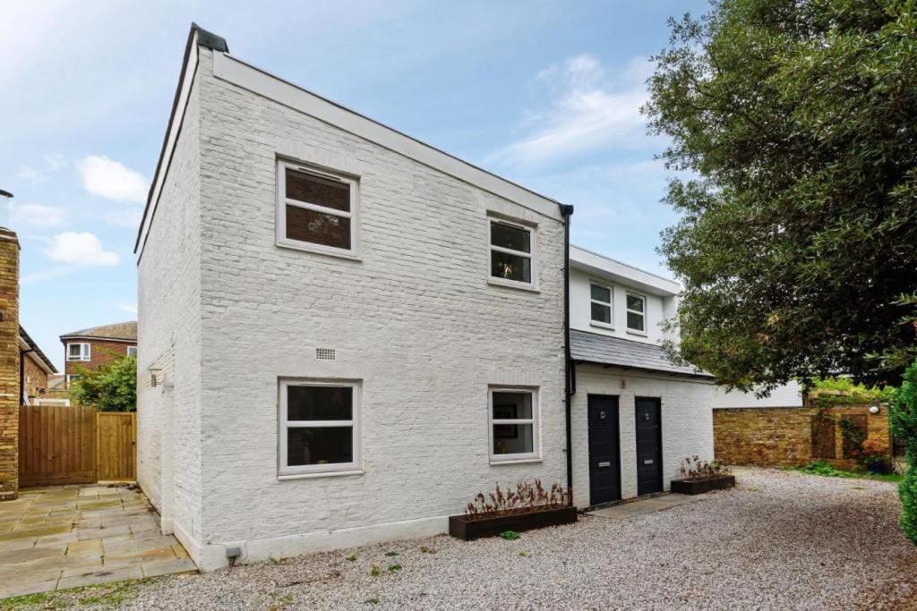 Amazing 3 Bed Interior Designed House With Garden - 114 The Hervey Λονδίνο Εξωτερικό φωτογραφία